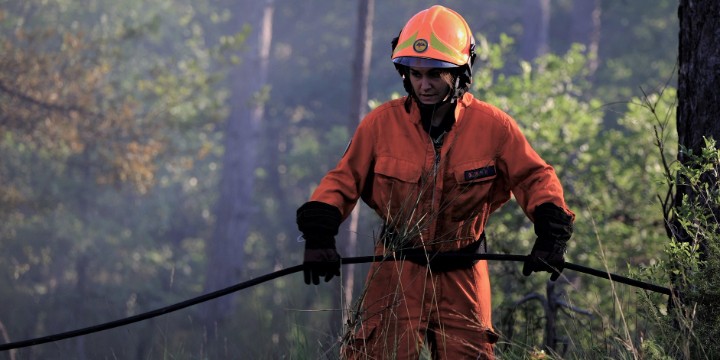 fire-ga390de2cb_1920_20220728081053_20220728081125