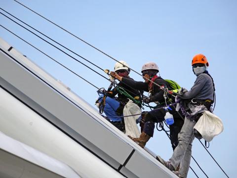 rappelling-rope-safety-security_20200123163848